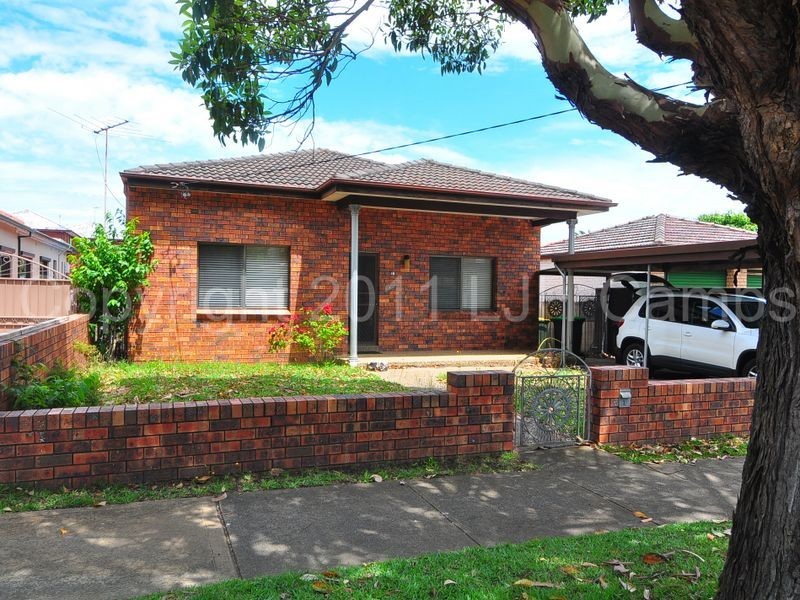 18 Third Avenue, Campsie NSW 2194