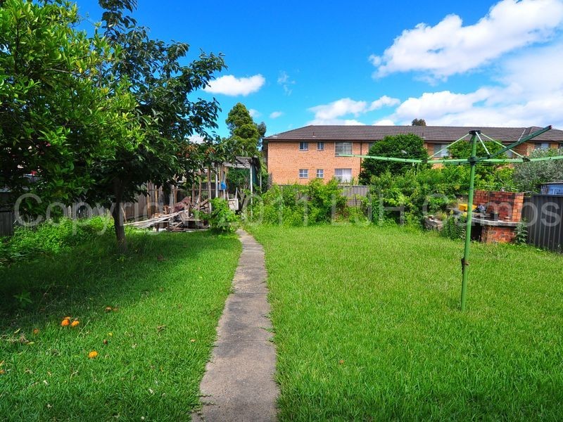 18 Third Avenue, Campsie NSW 2194