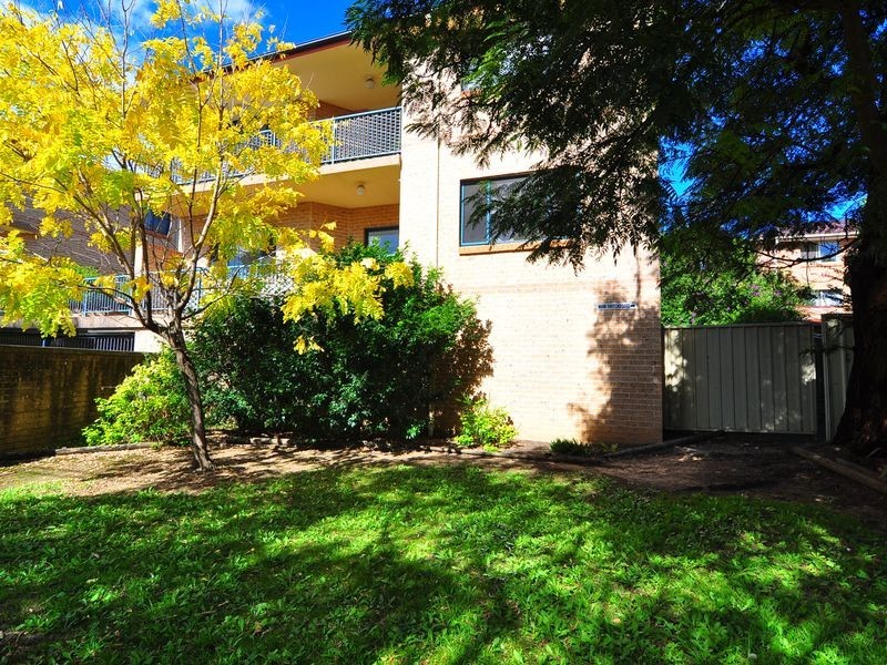 8/30-34 Seventh Avenue, Campsie NSW 2194