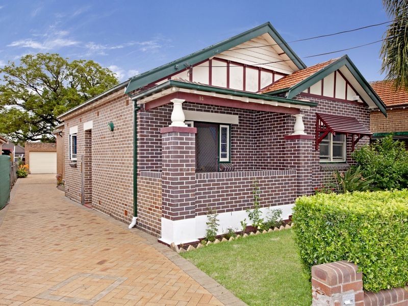 14 Dibbs Street, Canterbury NSW 2193