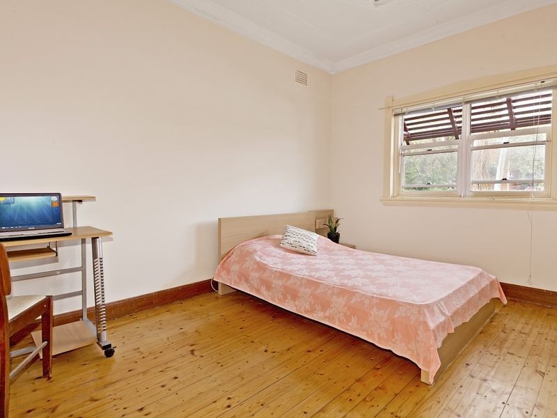 14 Dibbs Street, Canterbury NSW 2193