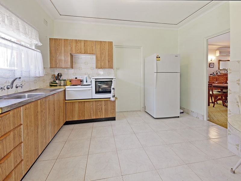 14 Paxton Avenue, Belmore NSW 2192