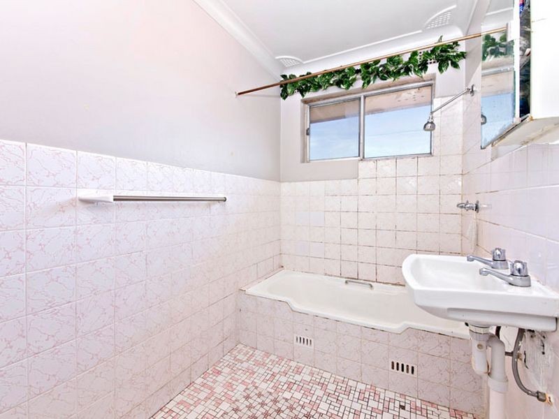 2 Neale Street, Belmore NSW 2192