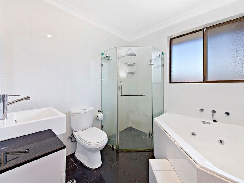 5/35-37 Sixth Avenue, Campsie NSW 2194