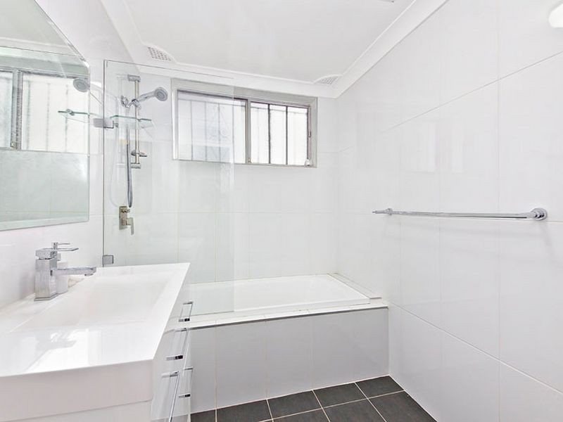 3/30 Oswald Street, Campsie NSW 2194