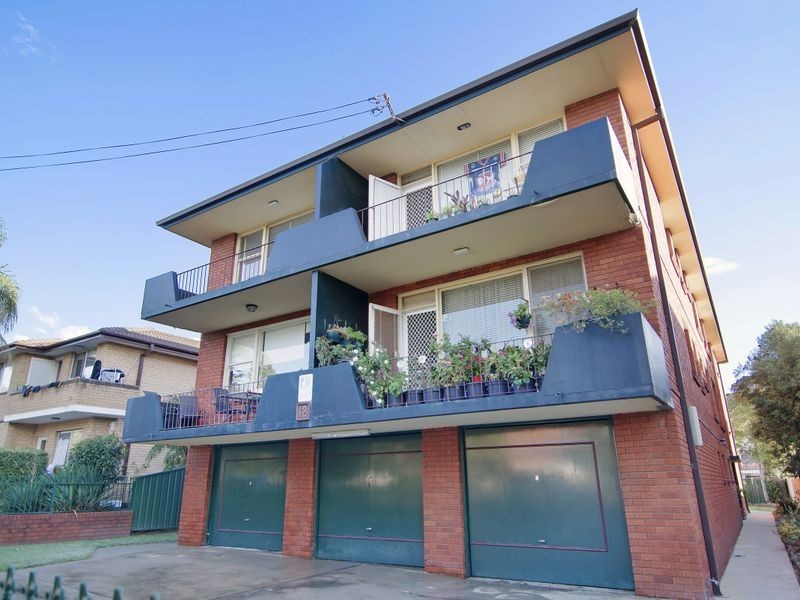 2/12 St Clair Street, Belmore NSW 2192