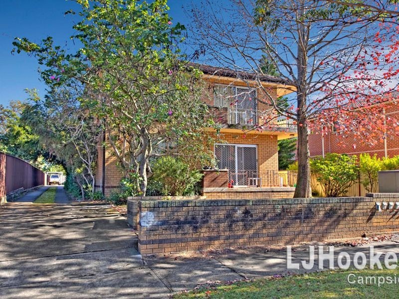 2/42 Third Avenue, Campsie NSW 2194