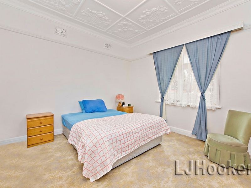 17 Napier Street, Canterbury NSW 2193