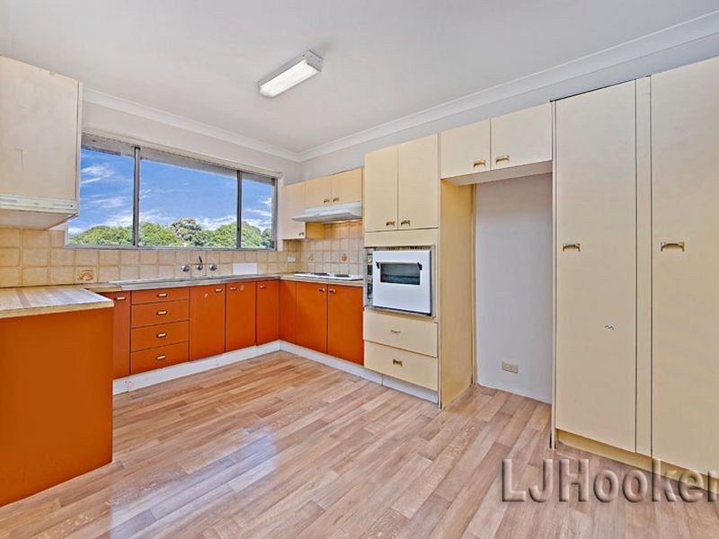 11/2 Fifth Avenue, Campsie NSW 2194