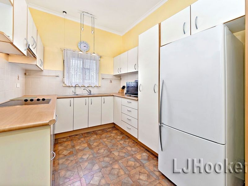 62 Benaroon Road, Lakemba NSW 2195