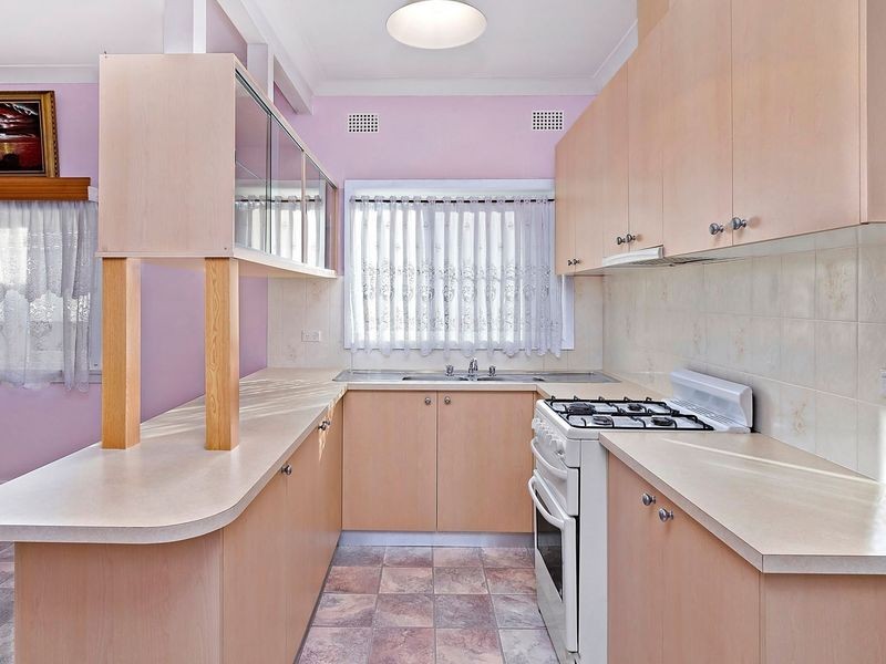 31 Emu Street, Canterbury NSW 2193