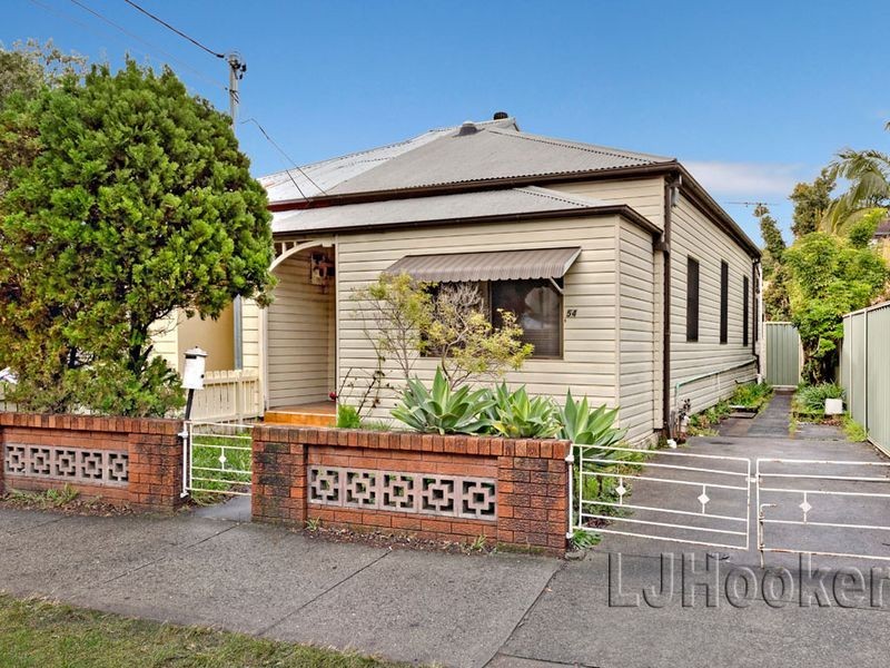 54 Ninth Avenue, Campsie NSW 2194