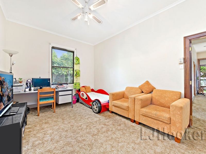 54 Ninth Avenue, Campsie NSW 2194