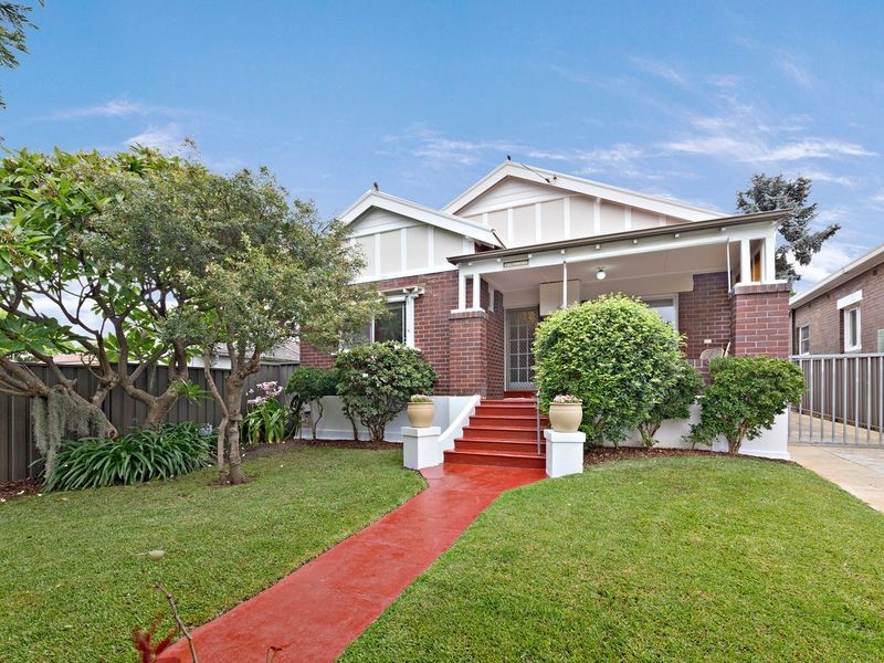 12 Lincoln Street, Campsie NSW 2194