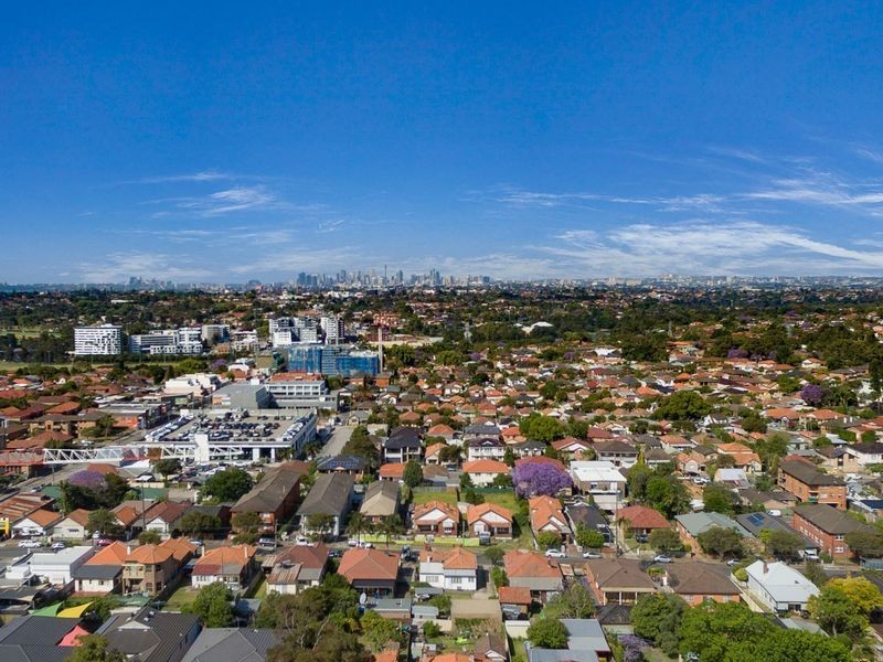 17 Robertson Street, Campsie NSW 2194