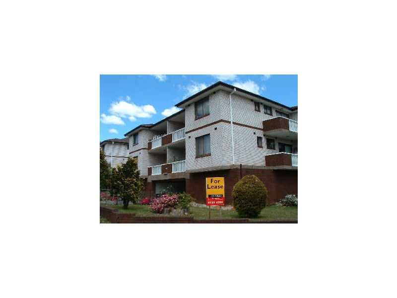 8/1 London Street, Campsie NSW 2194