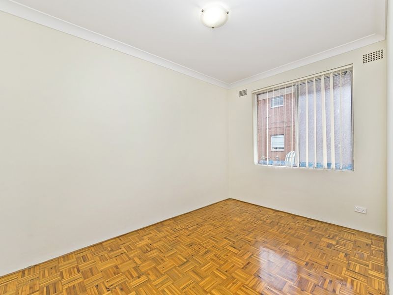 6/11 McKern Street, Campsie NSW 2194