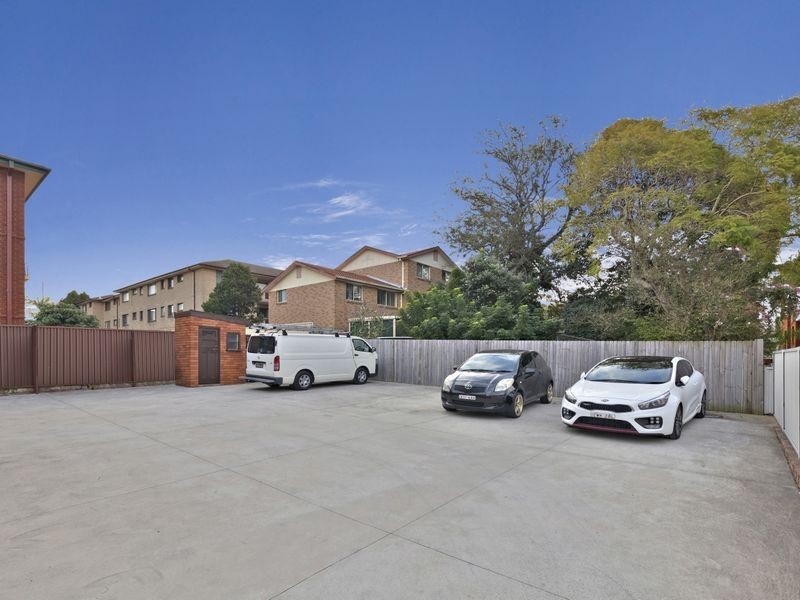 6/11 McKern Street, Campsie NSW 2194
