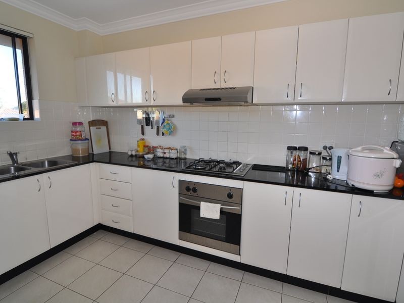 13/22-26 Phillip Avenue, Canterbury NSW 2193