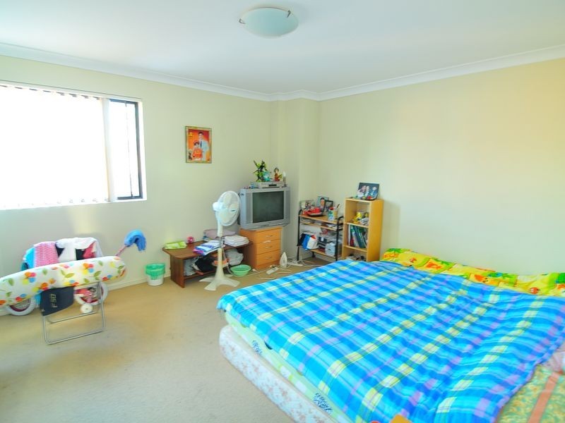 13/22-26 Phillip Avenue, Canterbury NSW 2193