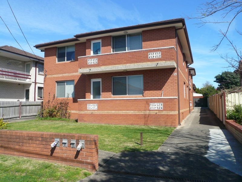 1/19 Oswald Street, Campsie NSW 2194