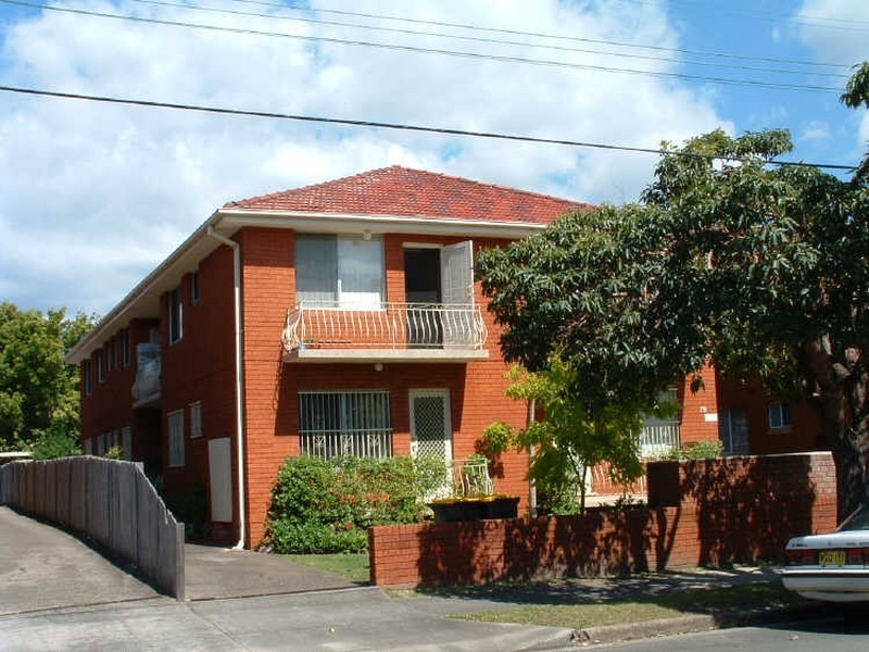 6/19 Gould Street, Campsie NSW 2194