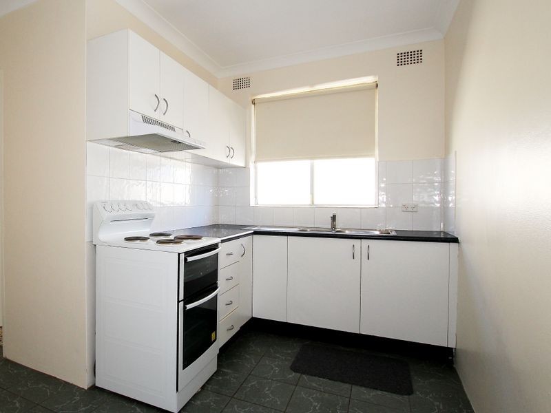 5/7 Mons Street, Canterbury NSW 2193