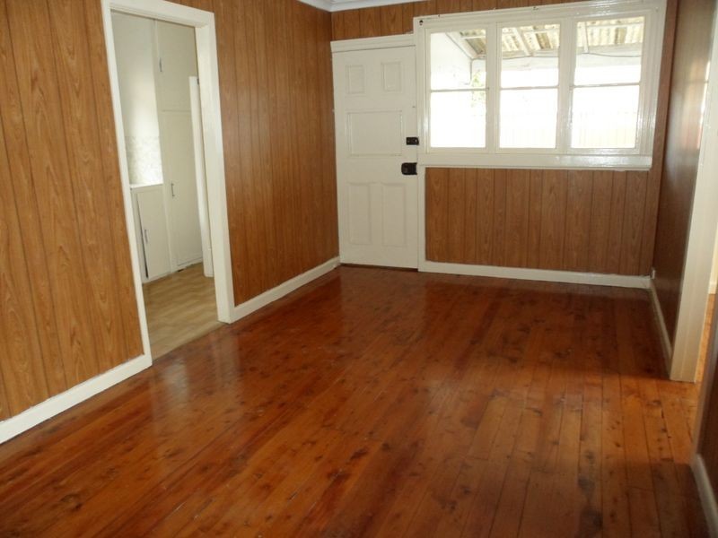 31 Moore Street, Campsie NSW 2194