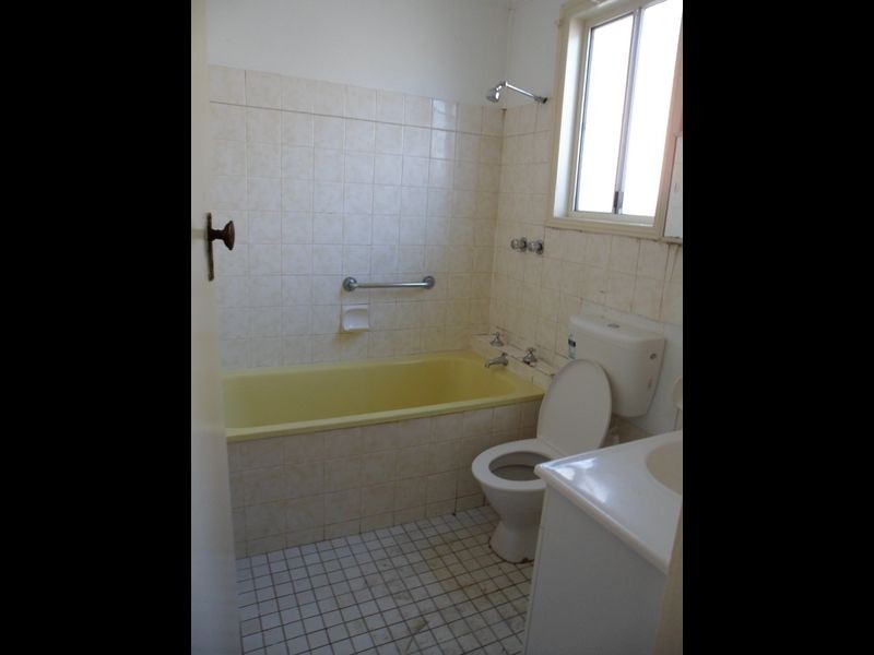 31 Moore Street, Campsie NSW 2194