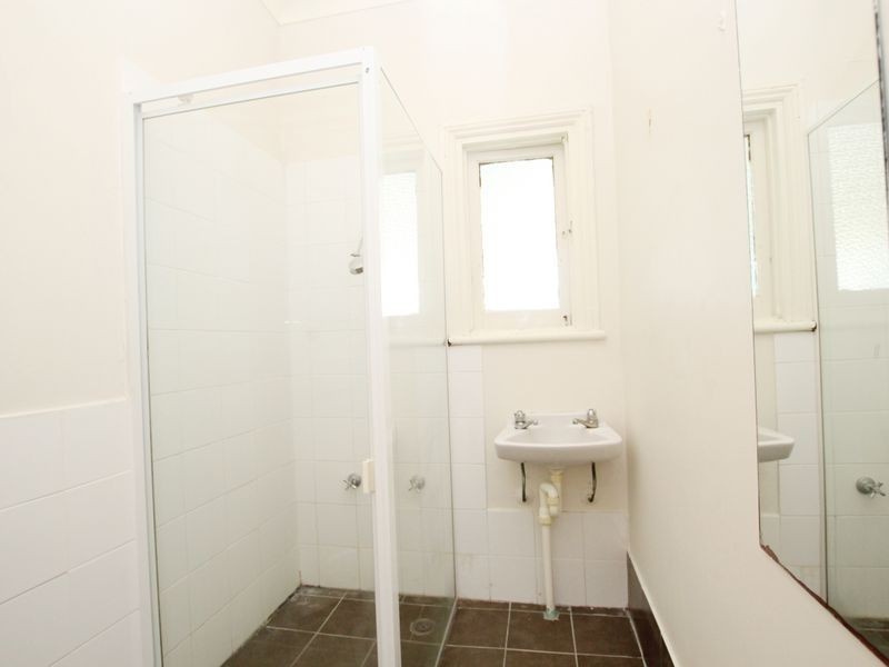 16 Fletcher Street, Campsie NSW 2194