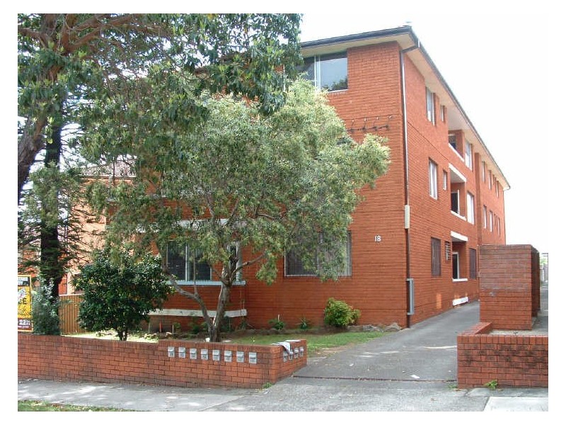 1/18 Hill Street, Campsie NSW 2194