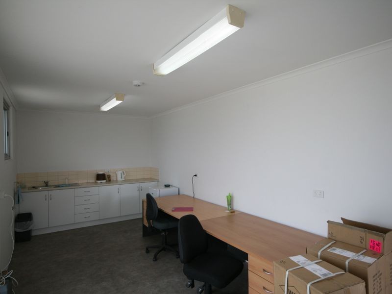 22 Marlow Road, Keswick SA 5035