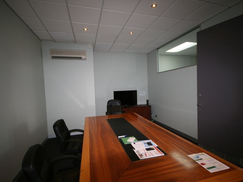 Level 1 22 Tapley Street (rear of 19 Sturt st), Adelaide SA 5000