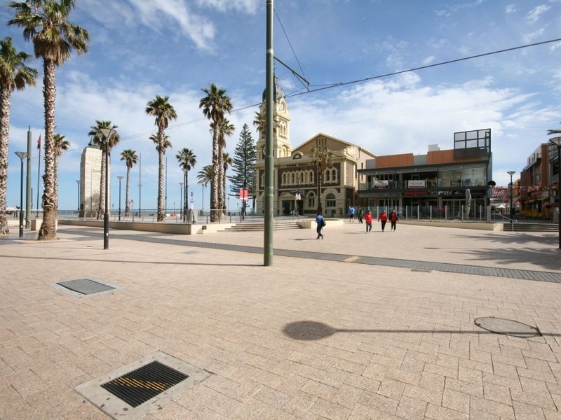 16 Jetty Road, Glenelg SA 5045