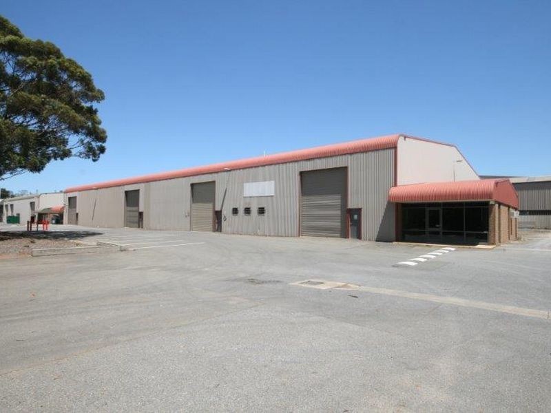 28 Maxwell Road, Para Hills West SA 5096