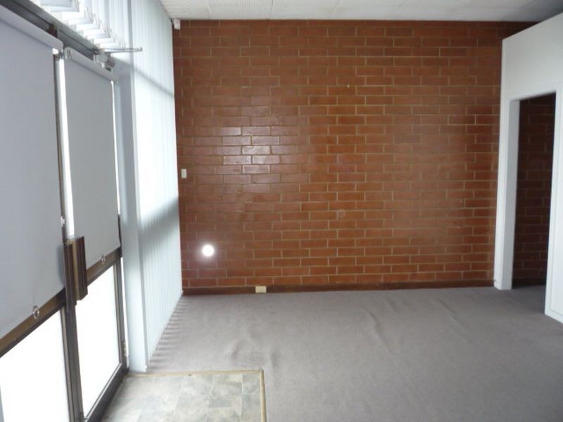 1 & 2/75-77 Grange Road, Welland SA 5007