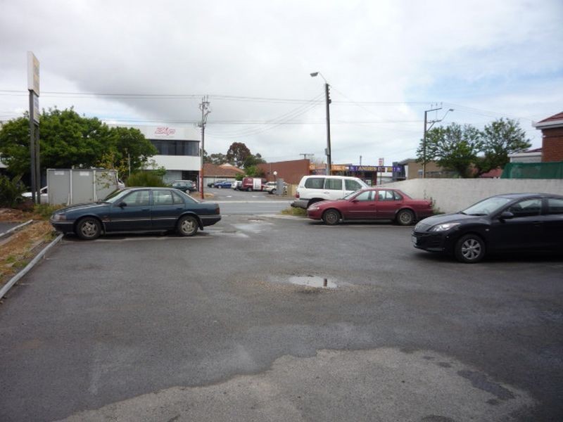 1 & 2/75-77 Grange Road, Welland SA 5007