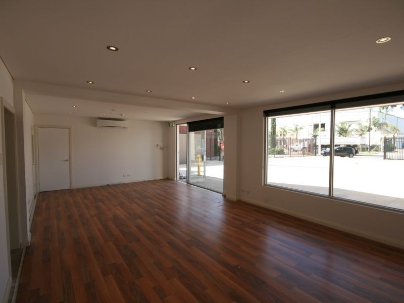 30 Cormack Road, Wingfield SA 5013