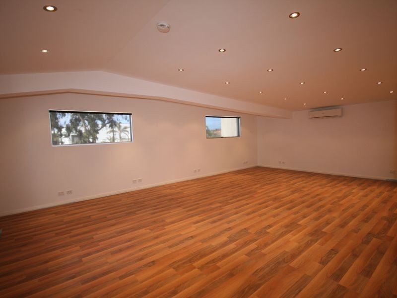 30 Cormack Road, Wingfield SA 5013