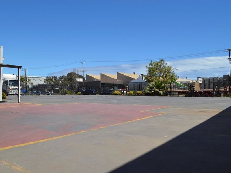 342 Hanson Road, Wingfield SA 5013