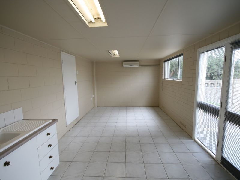 11 Jennifer Avenue, Ridgehaven SA 5097