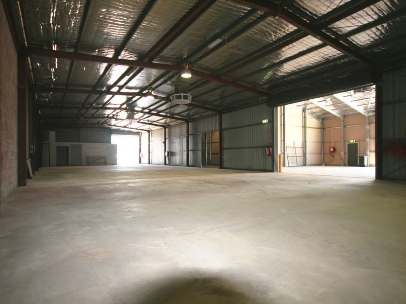 304 Hanson Road, Wingfield SA 5013