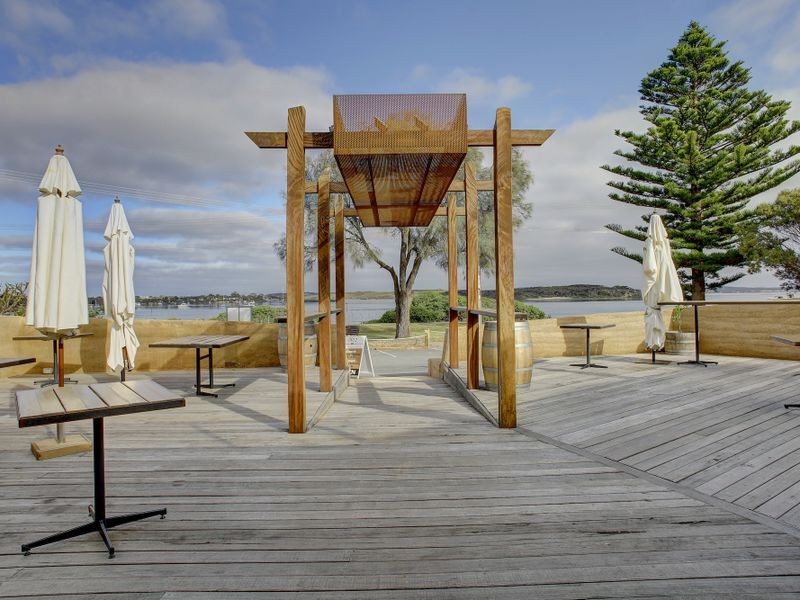 61 Esplanade The Oysterbar Shopping Centre, Coffin Bay SA 5607