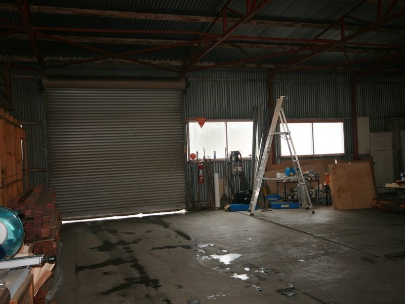 18 Gaelic Avenue and 17 Dundee Avenue, Holden Hill SA 5088