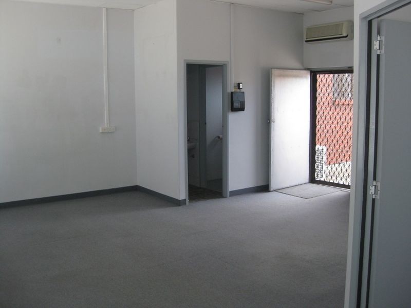 2 Clark Terrace, Seaton SA 5023