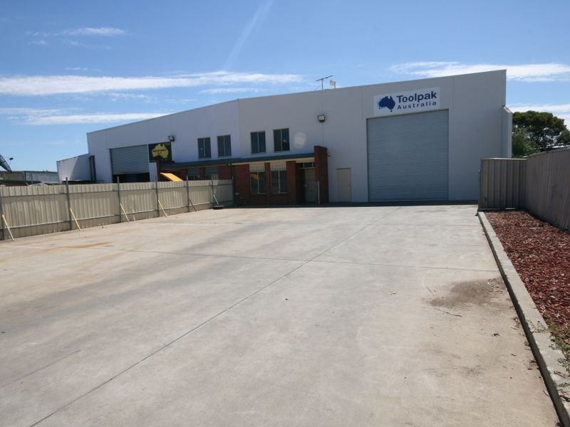 19 Thomas Street, Cavan SA 5094
