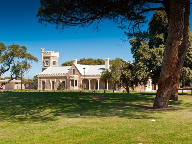 8 Park Avenue, Semaphore South SA 5019