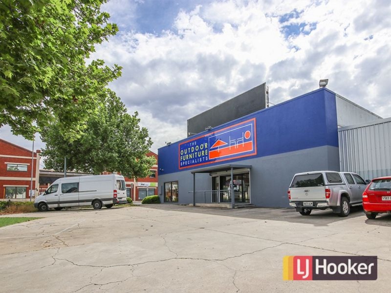 37 Sir Donald Bradman Drive, Mile End SA 5031