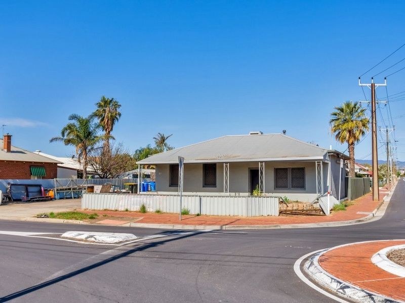 27 Wood Avenue, Brompton SA 5007