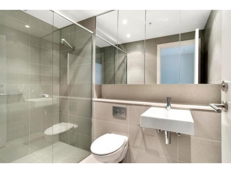 1 Point Park Crescent, Docklands VIC 3008